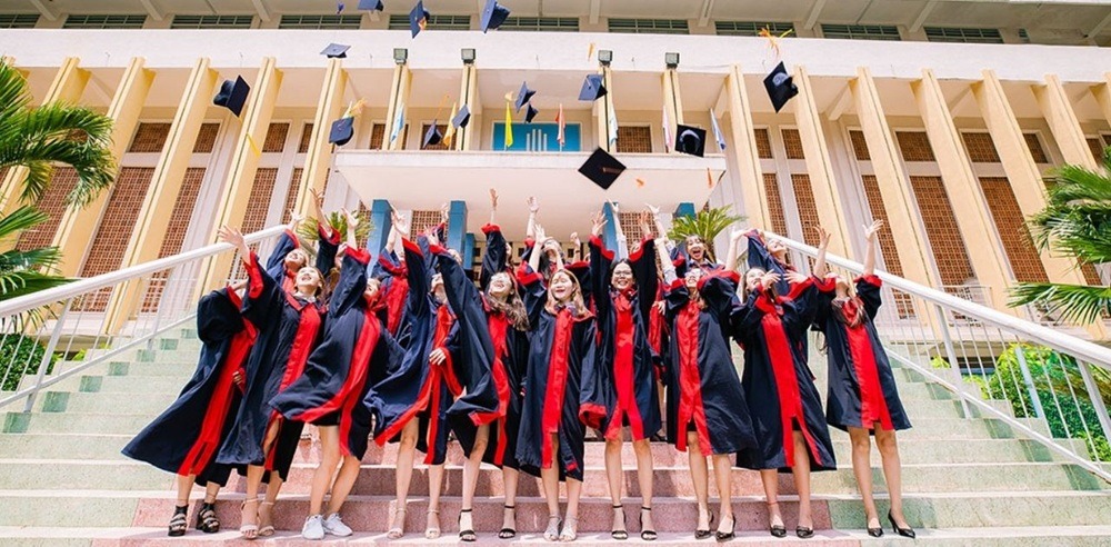 Nên Học Văn Bằng 2 Ngành Nào - Huyền Trân Edu