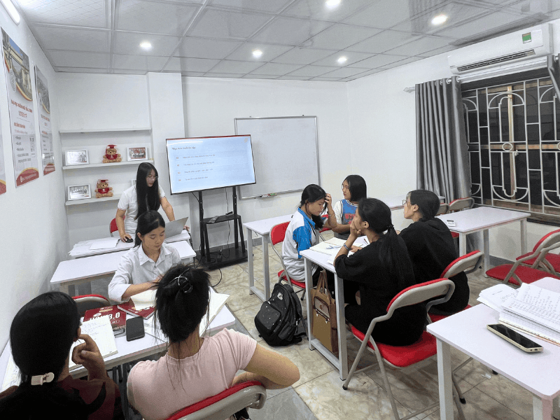 Không khi học tập tại QTEDU Hưng Hà